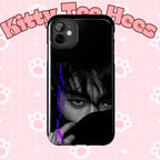 Dark BTS Taehyung (V) phone case with Bangtan design for iPhone and Samsung, featuring a custom Kim Taehyung image.