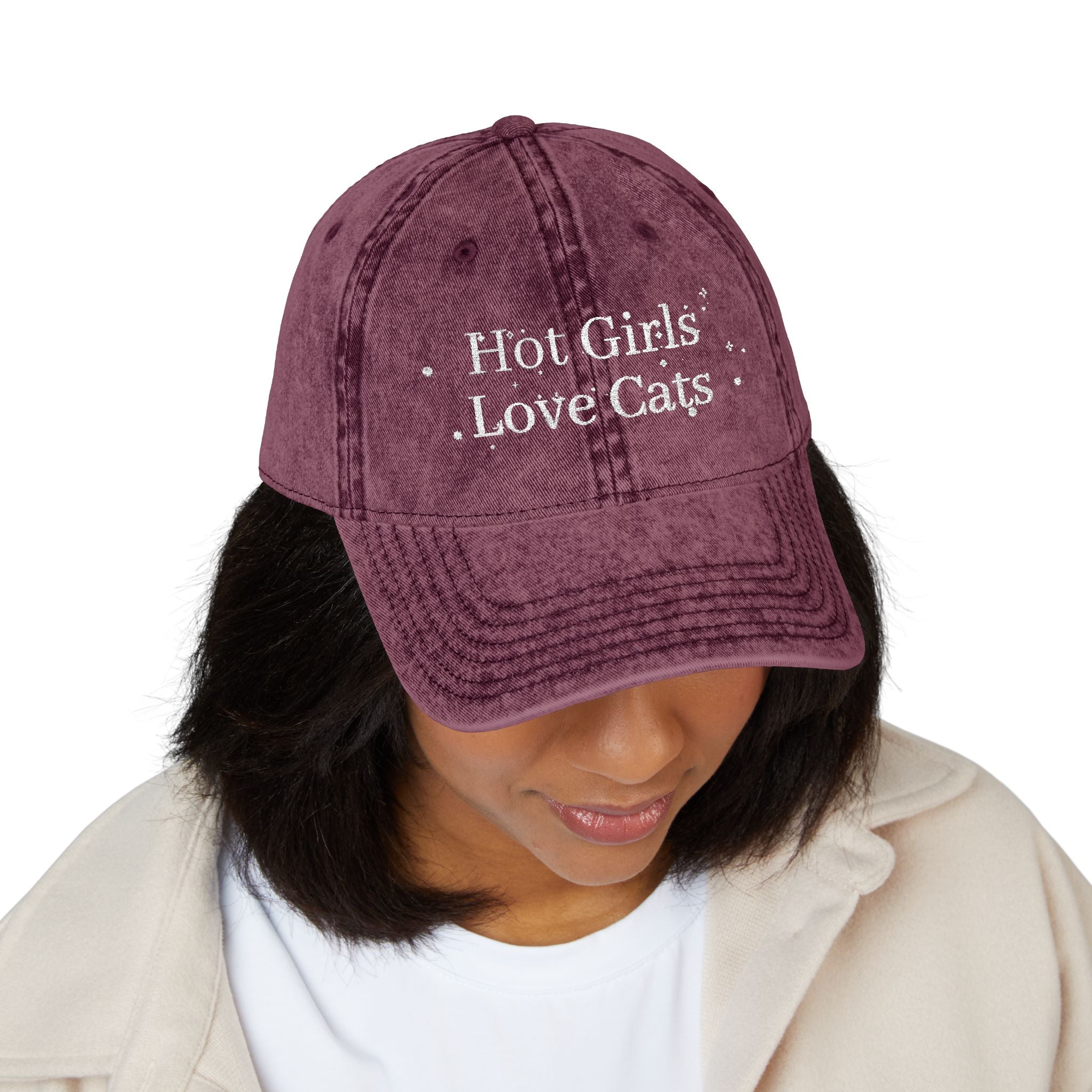 Vintage style embroidered hat featuring "Hot Girls Love Cats" text, casual wear, with a curved brim and adjustable strap.